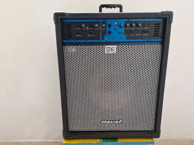 Caixa de Som Amplificada