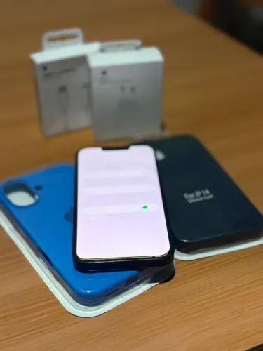 Iphone 14 americano todo original, bateria 85, 128 gb
