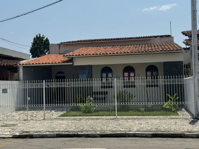 Casa Comercial em Capuchinhos, Feira de Santana para Alugar