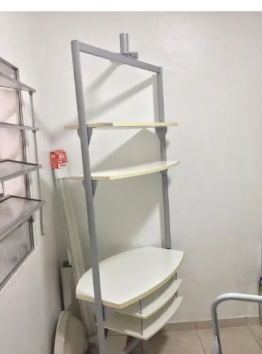 Rack Tv articulado R$ 90