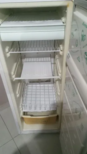 Freezer vertical consul R$820,00