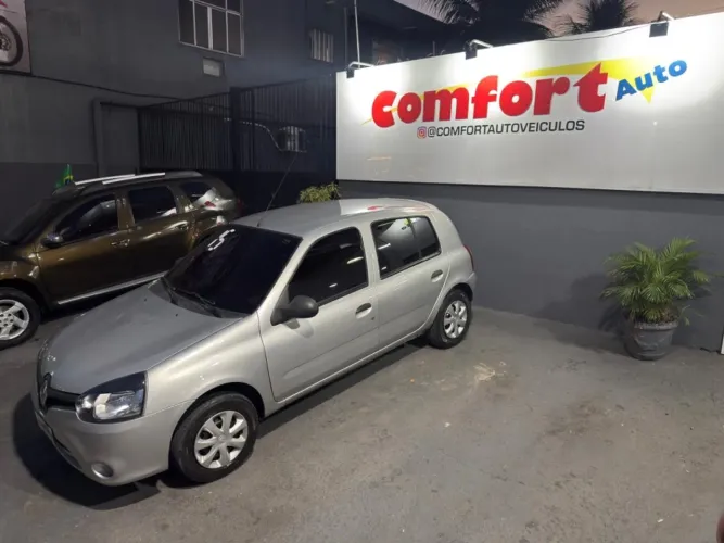 Renault Clio RN/ Expression 1.6 16V 5P 2015