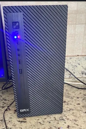 Computador de mesa ideal para estudos ou escritório de baixa demanda