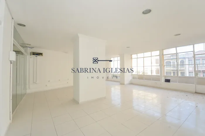 SALA COMERCIAL PARA LOCAÇÃO NO EDIFÍCIO TIJUCAS | CENTRO