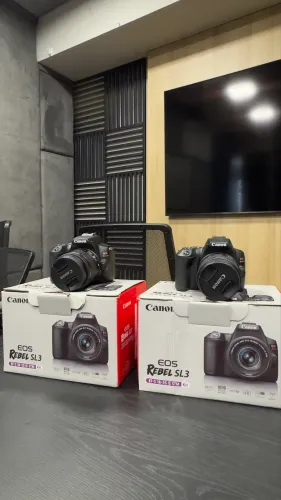 Canon EOS Rebel SL3 (250D)