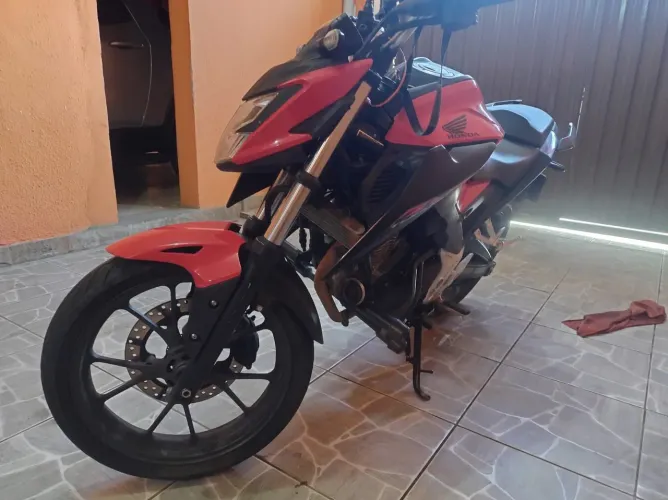 Cb 300 Twister