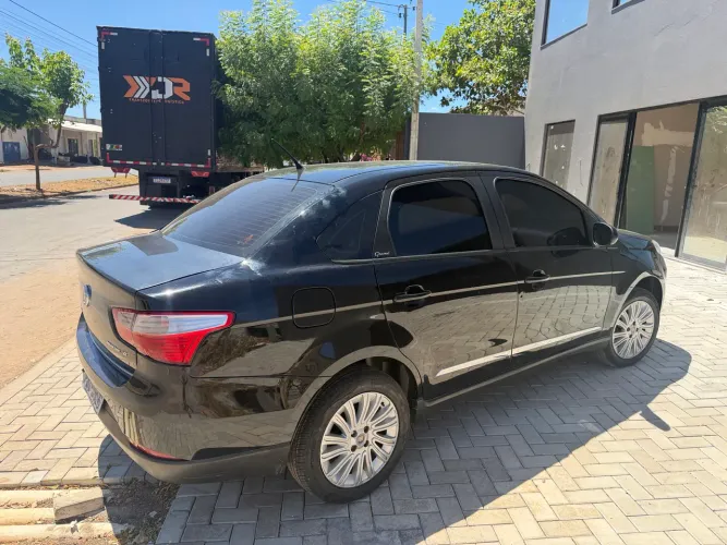 Fiat Grand Siena Attrac. 1.4 EVO F.flex 8V 2018