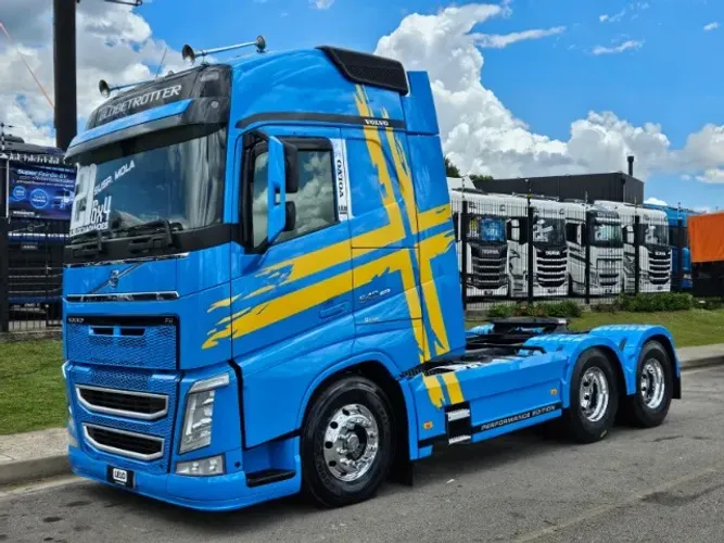 Volvo FH 540 6x4 bug Leve Mola Ano 21 Cabine Globetrotter Teto Alto Rodas de Alumínio ext