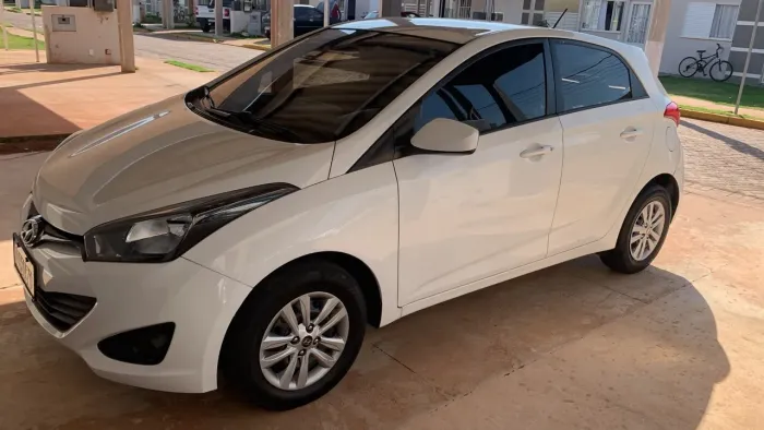 Hyundai HB20 C.style/c.plus 1.6 Flex 16V Aut. 2015