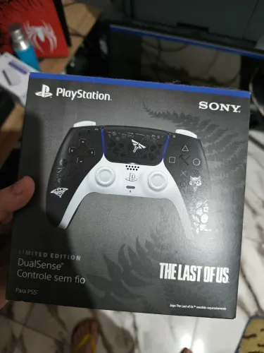Controle LACRADO Dualsense The Last Of Us limites edition PS5