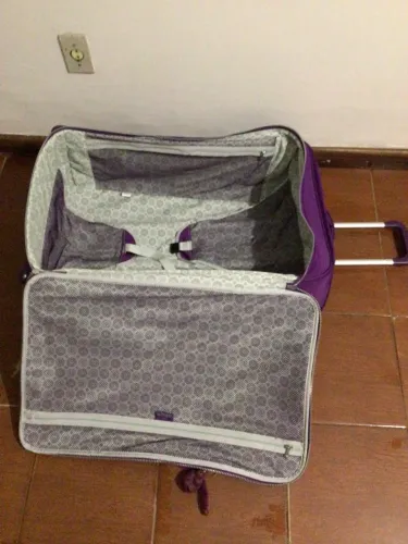 Mala de Rodinha Kipling (Seminova)