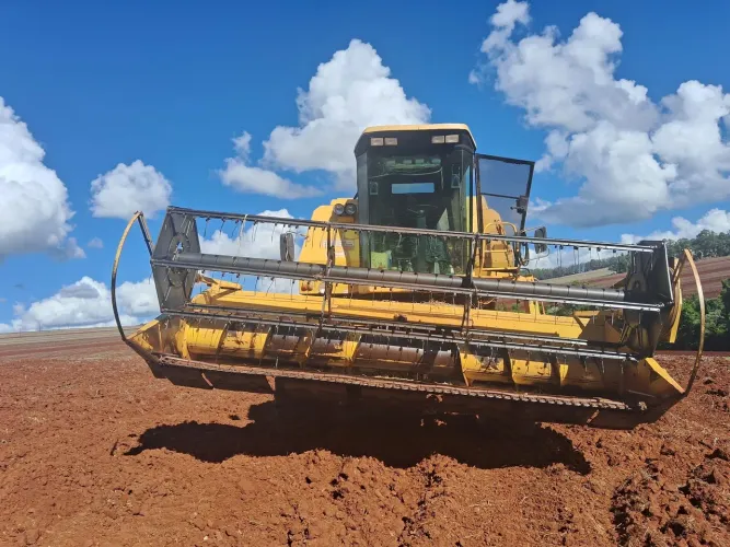 New Holland 8055 ano 1991