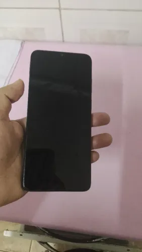 Vende celular moto e22