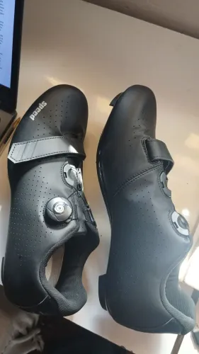 Sapatilha de ciclismo