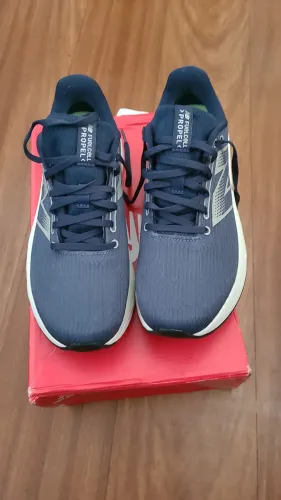 Tênis New Balance Propel V5 - Nr 39