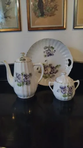 Conjuntobde chá ( porcelana real)