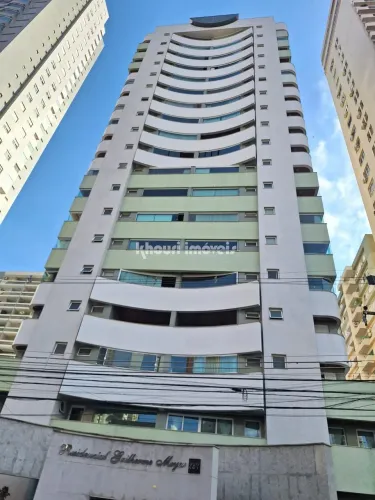 Apartamento para alugar em Maringá, Zona 01, com 3 quartos, com 154 m²