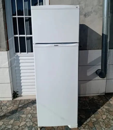 Geladeira Dako 387 litros voltagem 110