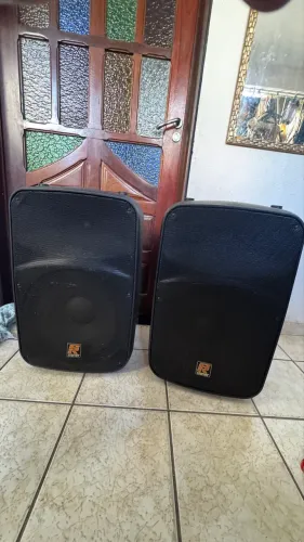 2 caixas ativas Staner Sr 315a 