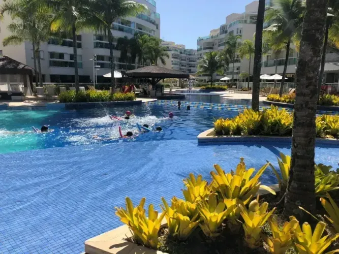 Resort em Camboinhas  - 3 quartos , aceitamos todas as modalidades de garantias