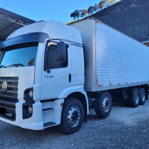 Caminhão Vw Baú 2015 