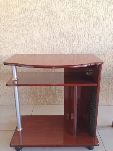 Rack Carrinho Multiuso Retro em Madeira para Som/Computador