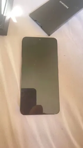 Galaxy S22 