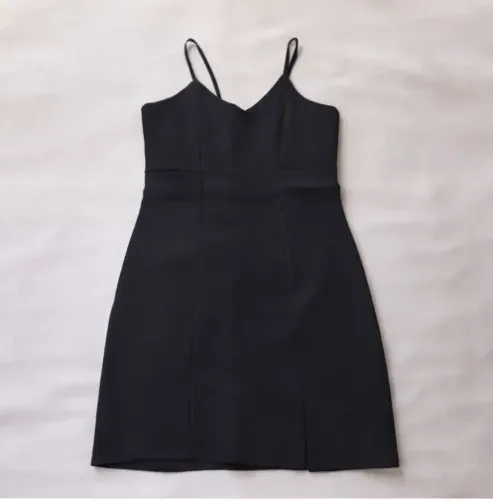Vestido Preto Clássico de Alcinhas