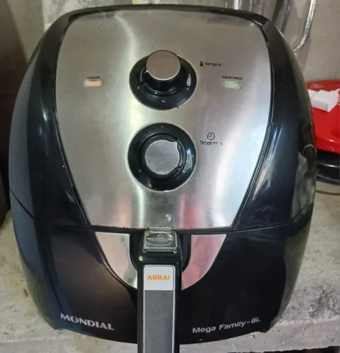 Vendo Airfryer MONDIAL 8Litros