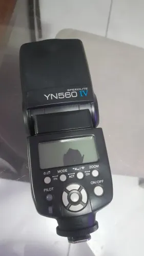 Flash Youngnuo 560IV