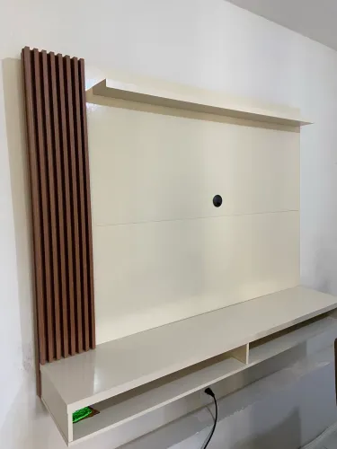 Rack suspenso para Sala