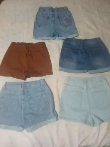 Vendo esses shorts número,36todos de marcas em bom estado