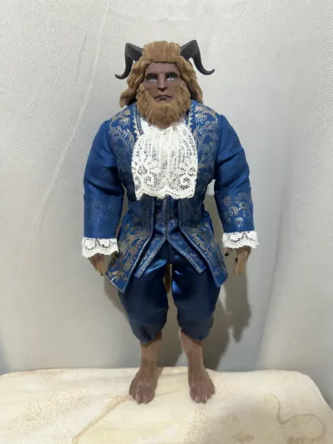 Boneco fera (príncipe Adam) bela e a fera 2017