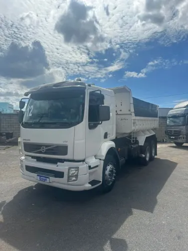 Volvo vm 270 ano 2012/2012 348 milkm