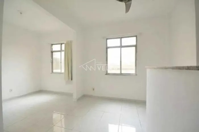 Apartamento : Padrão / Residencial / Glória