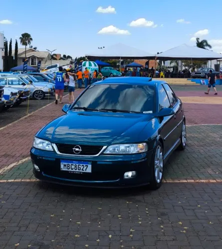 Chevrolet Vectra GLS/expres.2.2/ 2.0 E 2.0 CD 8V 2000