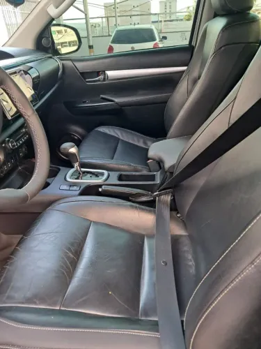Toyota Hilux CD SRX 4X4 2.8 TDI 16V Diesel Aut. 2018