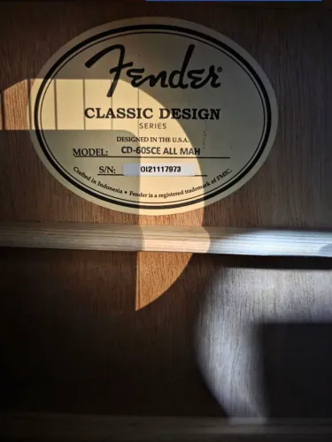 Violão Fender Elétrico c/afinador