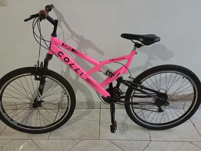 Bicicleta colli aro 26 com 18 marchas