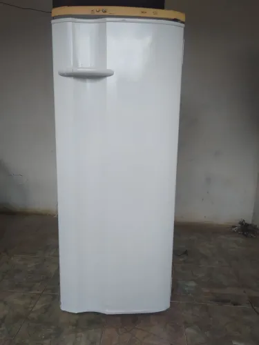 Geladeira Electrolux bem conservada e funcionando perfeitamente entrega grátis