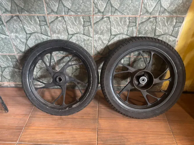 Rodas pé de galinha