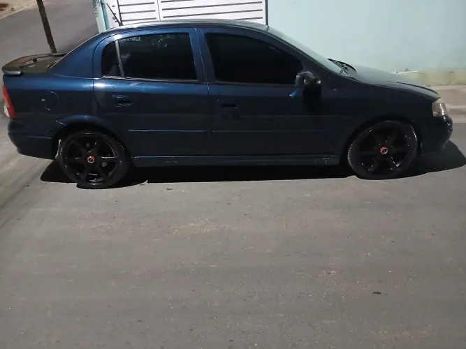Chevrolet Astra Sedan 2.0/cd/ Expres.gls 2.0 8V 4P 2000