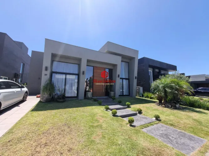 Casa em condomínio com 4 dormitórios disponível para locação anual - Capão da Canoa Zona N