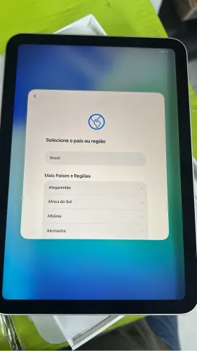Vendo iPad mini com avaria na tela