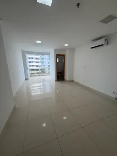 Imóvel para aluguel possui 31 metros quadrados em Park Lozandes - Goiânia - GO