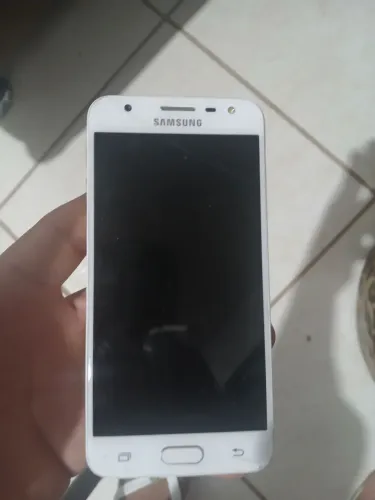 Vendo celular  j5 