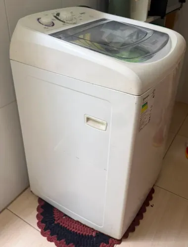 Vendo máquina de lavar 8kg