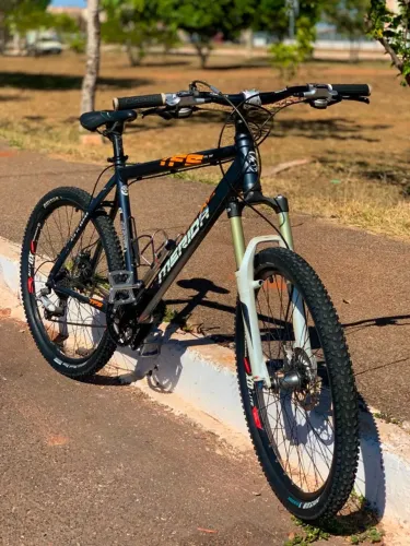 Aro 26- MTB- Freio a Disco- Suspensão