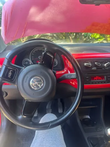 Volkswagen Up! Black/white/red 1.0 T. Flex 12V 5P 2015