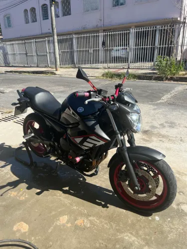 Moto para pessoas exigentes super nova de tudo